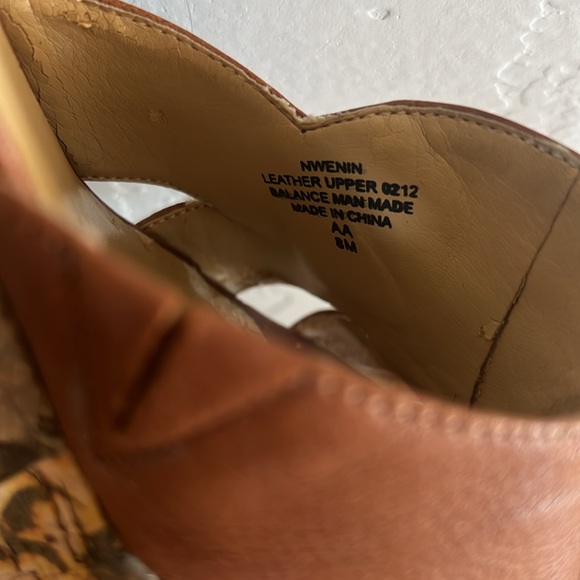 Nine West brown leather platform sandals- Sz 8M. - Picture 2 of 10